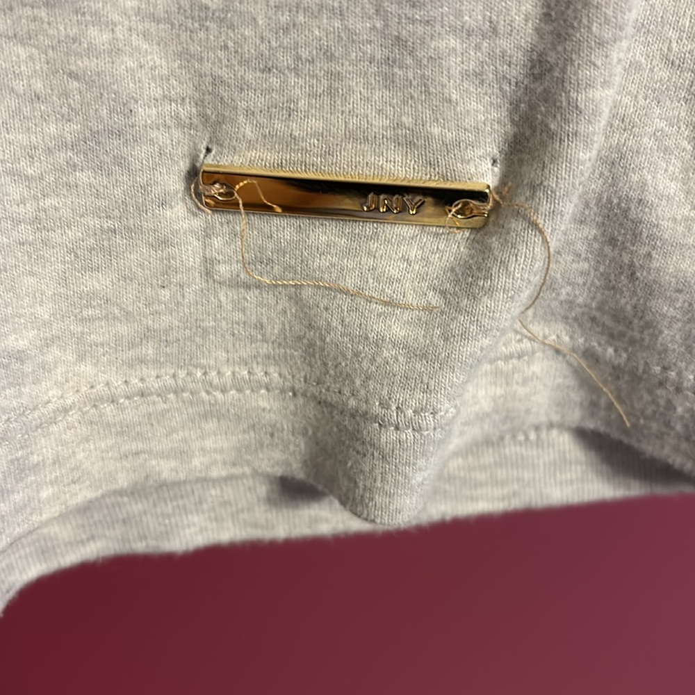 Sweater - Picture 4 of 4